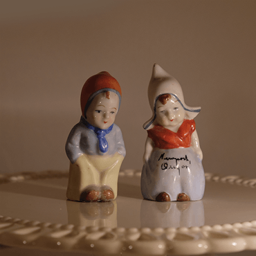 Little Dutch Boy and Girl